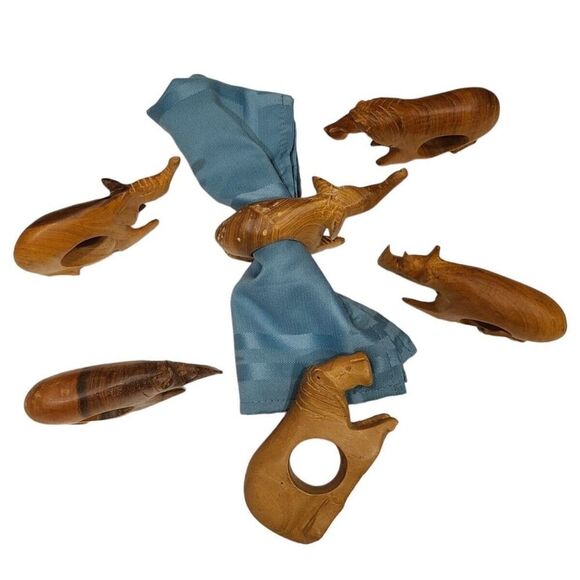 Hand Carved Wood Africa Safari Wild Animals Napkin Ring Holders Set of 6 EUC - Picture 1 of 9